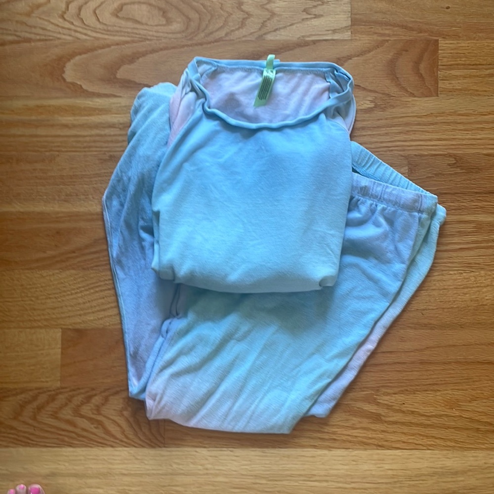 Honeydew pajama set